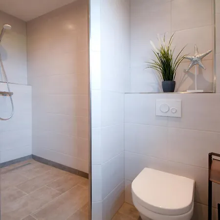 Ankerplatz 1 公寓 *